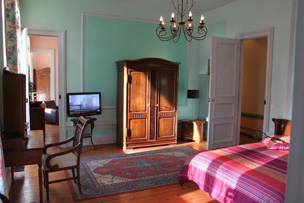 Chateau Des Saveurs Saint-Sauveur-dʼÉmalleville Pokój zdjęcie