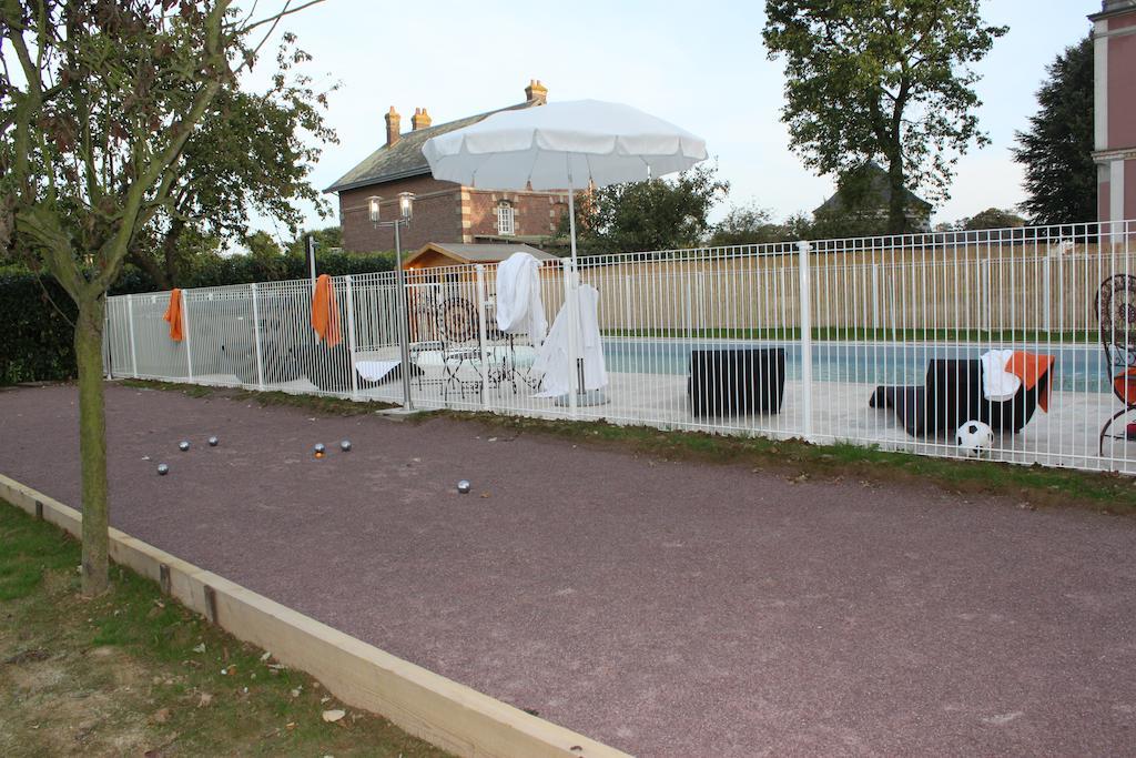 Chateau Des Saveurs Saint-Sauveur-dʼÉmalleville Zewnętrze zdjęcie